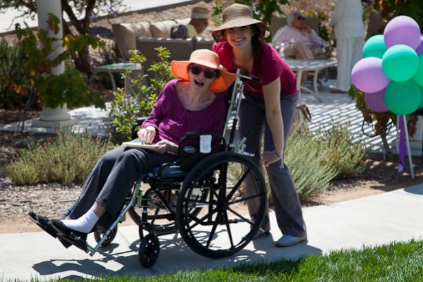 Enjoy the Outdoors and Stroll with a Senior - Vista Gardens Memory Care
